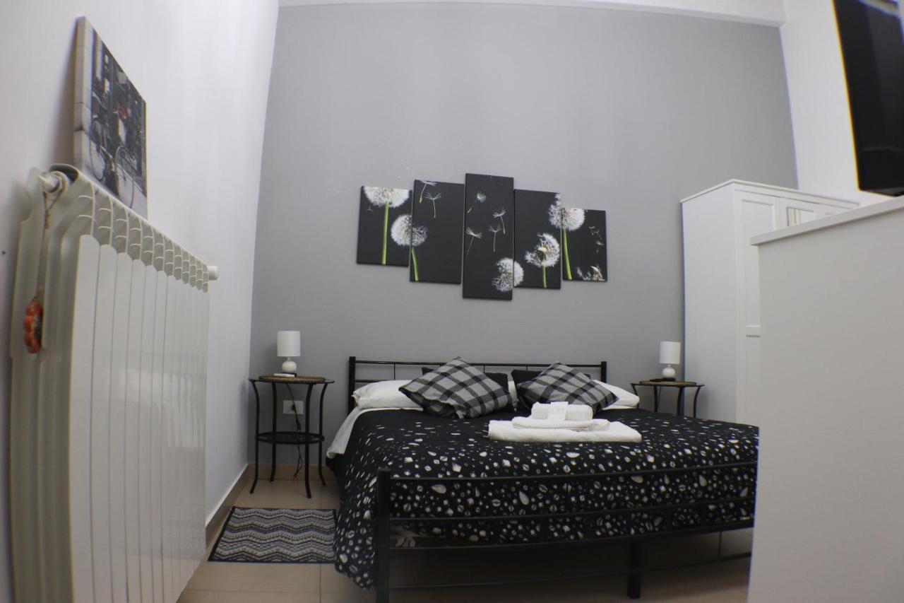 B&B Passione Del Sud Lecce Bagian luar foto