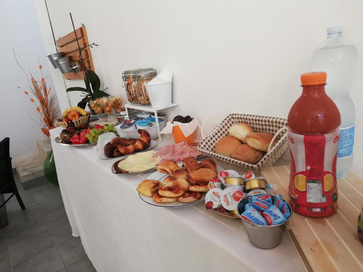 B&B Passione Del Sud Lecce Bagian luar foto