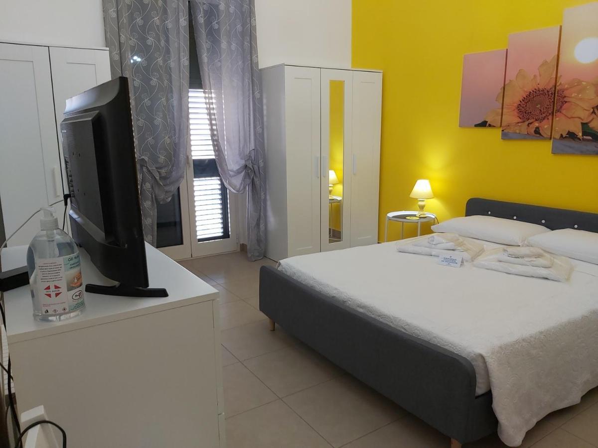 B&B Passione Del Sud Lecce Bagian luar foto